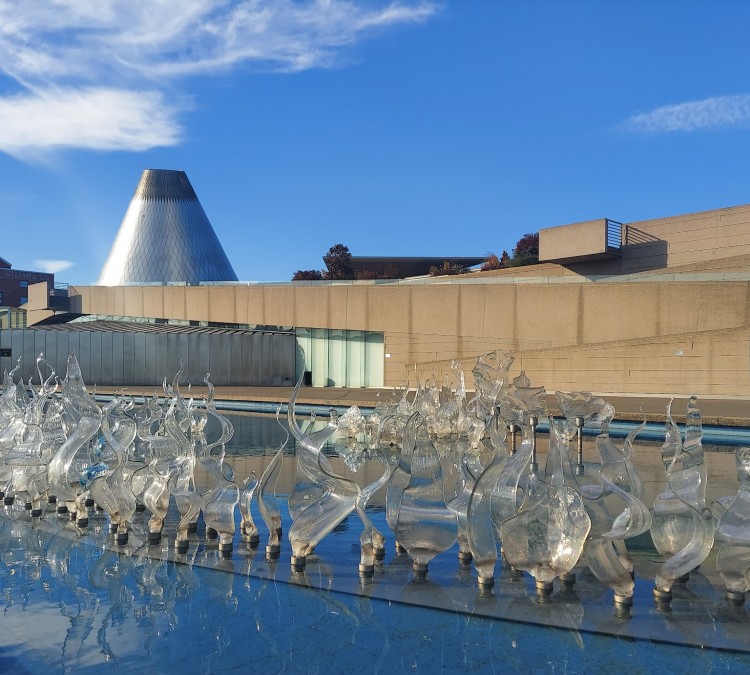 museum-of-glass-photo